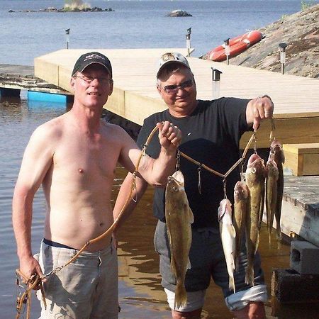 Edgewater Motel And Campground Temiskaming Shores Екстериор снимка