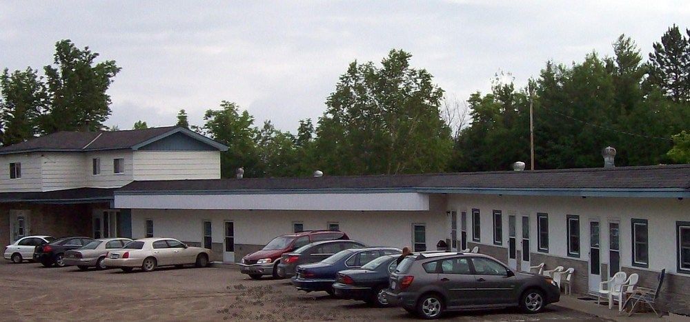 Edgewater Motel And Campground Temiskaming Shores Екстериор снимка